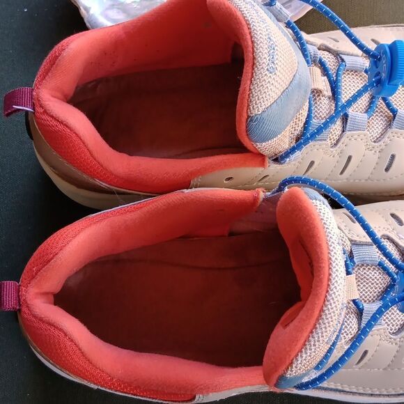 Easy Spirit Romy Walk/Run Sneakers - Picture 9 of 12